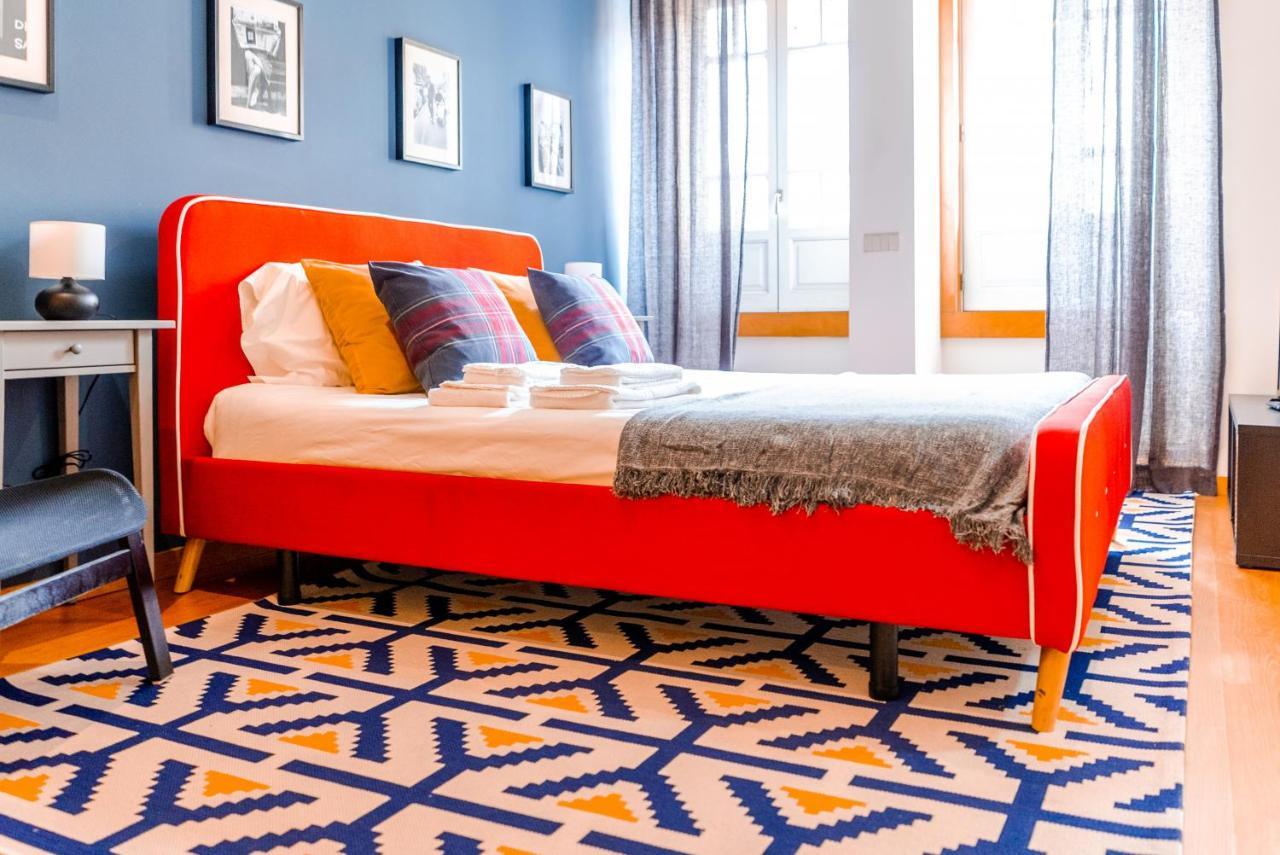 Cozy Studio In The Heart Of Lapa - 5Min Walk To Metro! Porto Luaran gambar