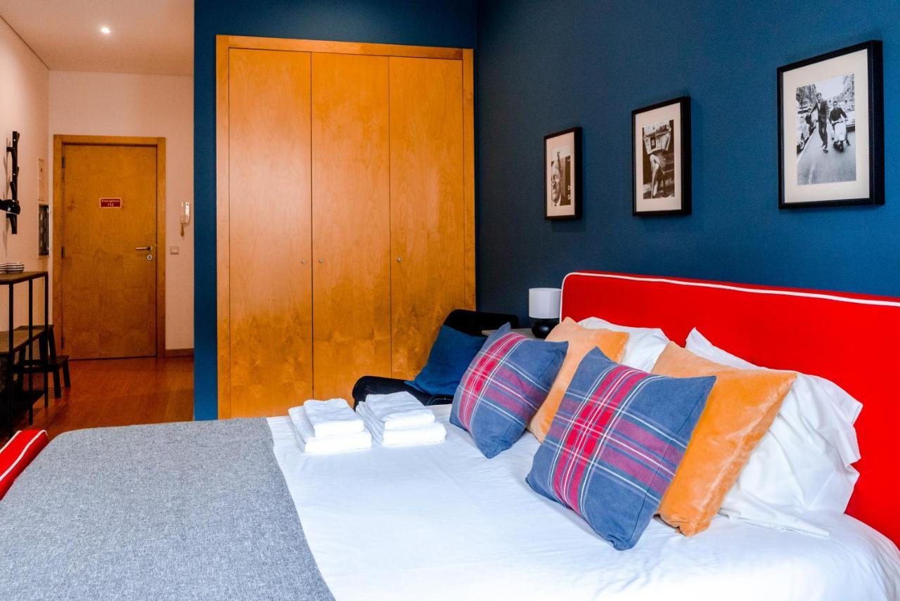 Cozy Studio In The Heart Of Lapa - 5Min Walk To Metro! Porto Luaran gambar